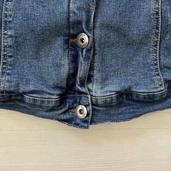 Torrid Jean Jacket Womens Plus Size 2X Blue Trucker Stretch Distressed - Picture 7 of 14